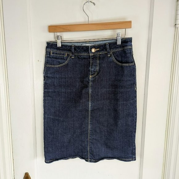 Zara Dark Wash Denim Skirt - Size 8 - Picture 1 of 7
